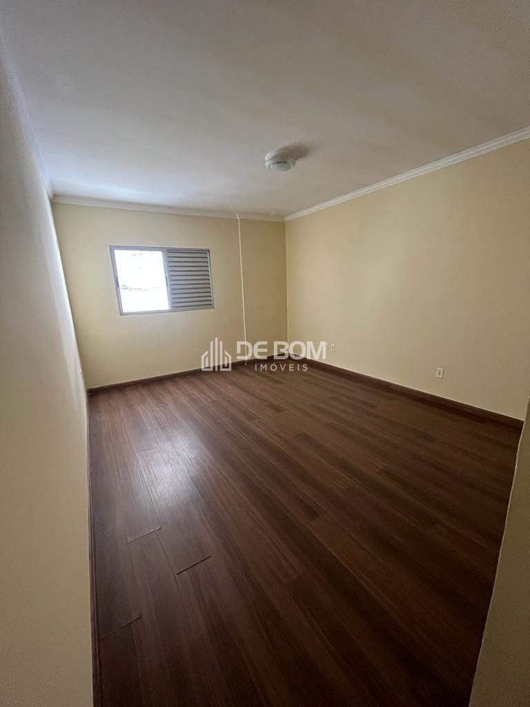 Apartamento para alugar com 3 quartos, 115m² - Foto 19