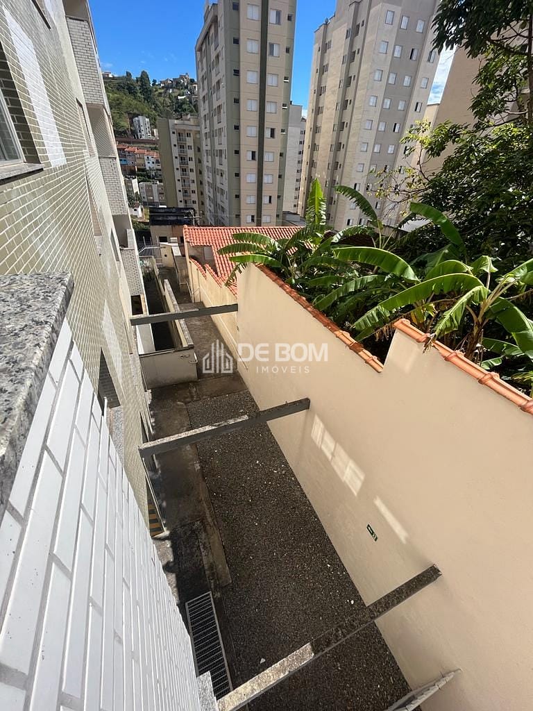 Apartamento para alugar com 3 quartos, 115m² - Foto 29