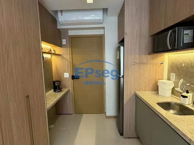 Apartamento 1 quarto e 1 banheiro, à venda, no bairro Barra em Salvador