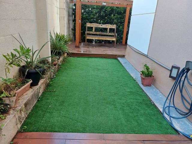 Apartamento com 136m² 3 quartos e 2 banheiros, à venda, no bairro Parque Jamaica em Londrina