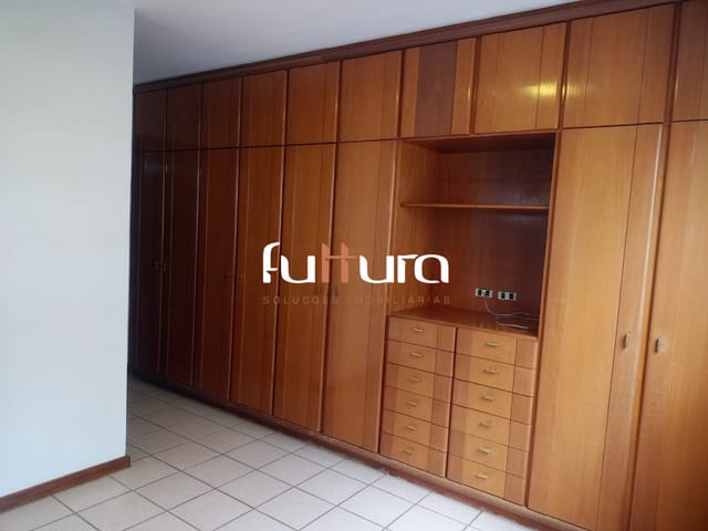Apartamento 4 quartos e 4 banheiros, à venda, no bairro Setor Bueno em Goiânia