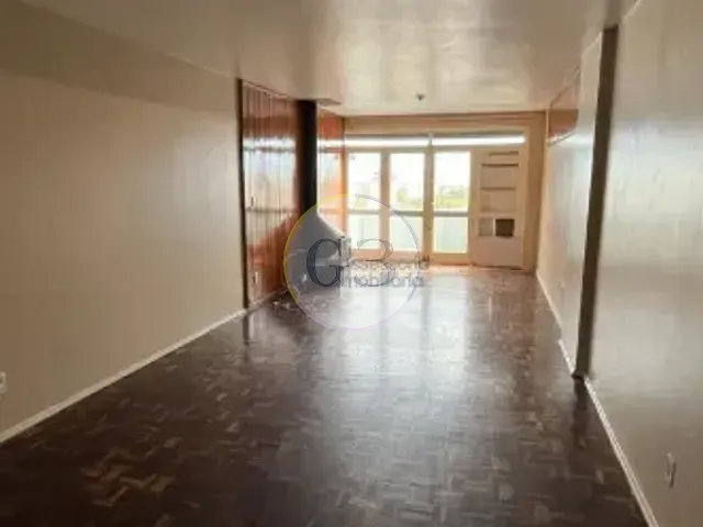 Apartamento 3 quartos e 3 banheiros, para alugar, no bairro Centro em Rio Grande