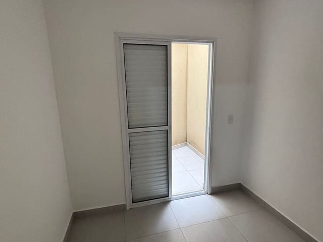 Apartamento 2 quartos e 1 banheiro, para alugar, no bairro Vila Isolina Mazzei em São Paulo