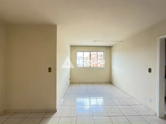 Apartamento 2 quartos e 2 banheiros, para alugar, no bairro Centro em Ponta Grossa