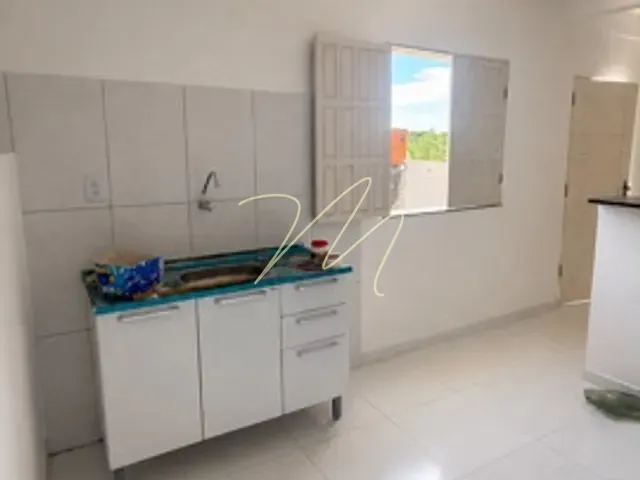 Apartamento 2 quartos e 2 banheiros, para alugar, no bairro Nossa Senhora da Vitória em Ilhéus