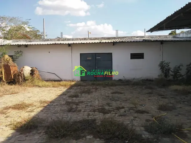 Apartamento com 650m², para alugar, no bairro Porenquanto em Teresina
