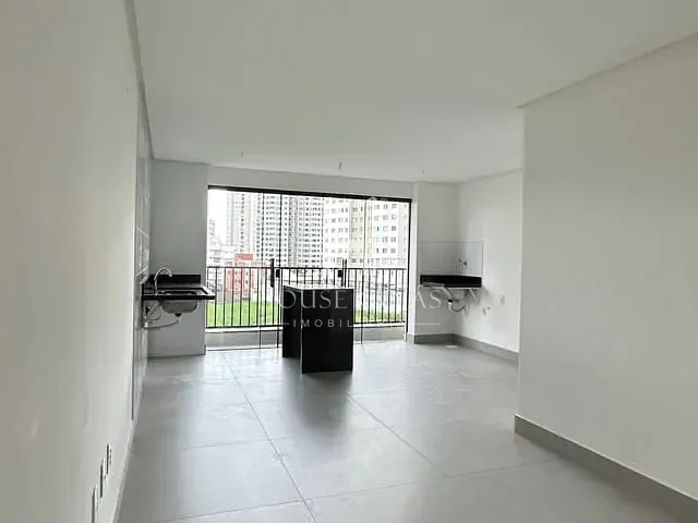 Apartamento 2 quartos e 2 banheiros, à venda, no bairro Vila Rosa em Goiânia