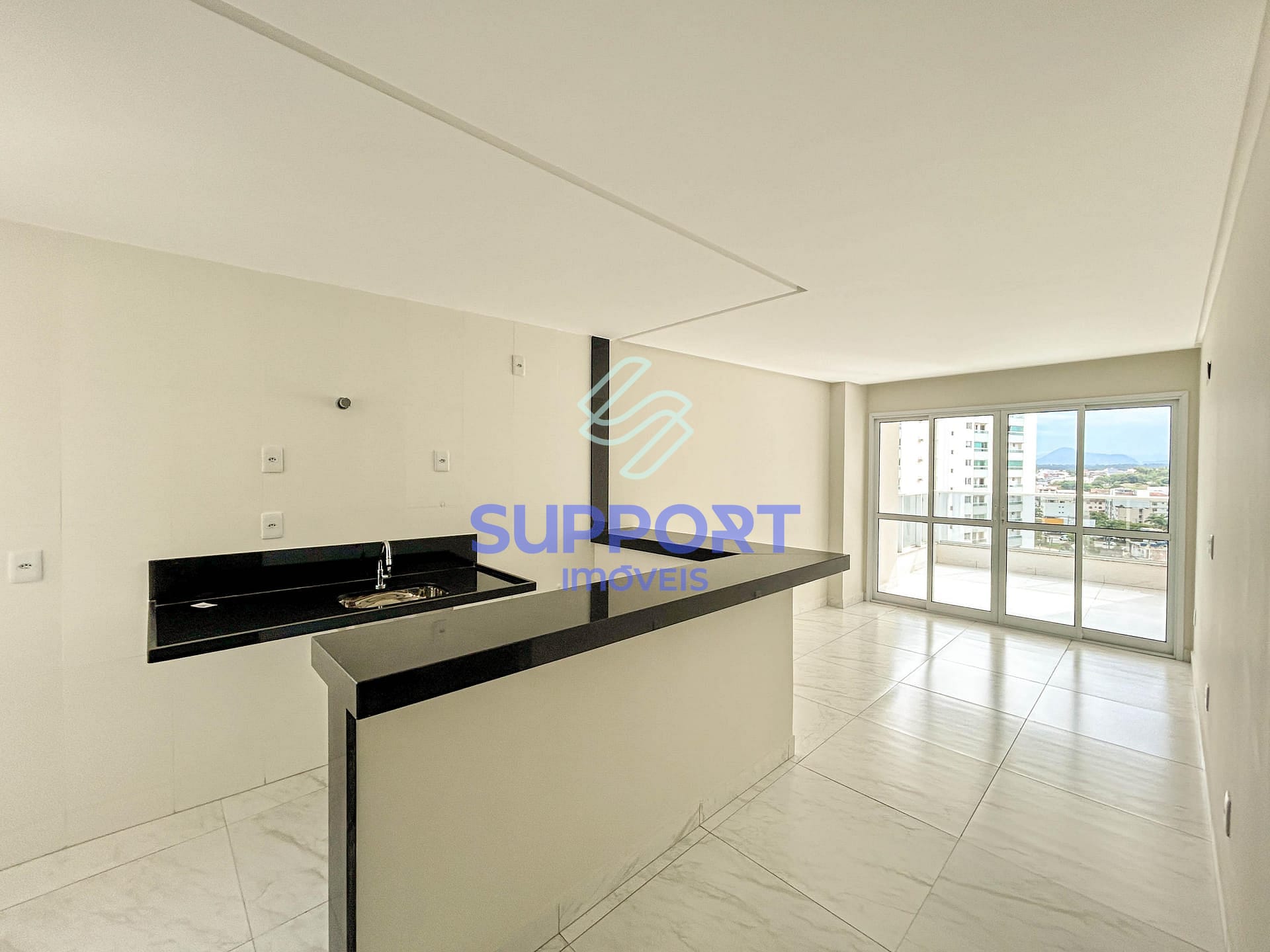 Apartamento à venda com 3 quartos, 94m² - Foto 2