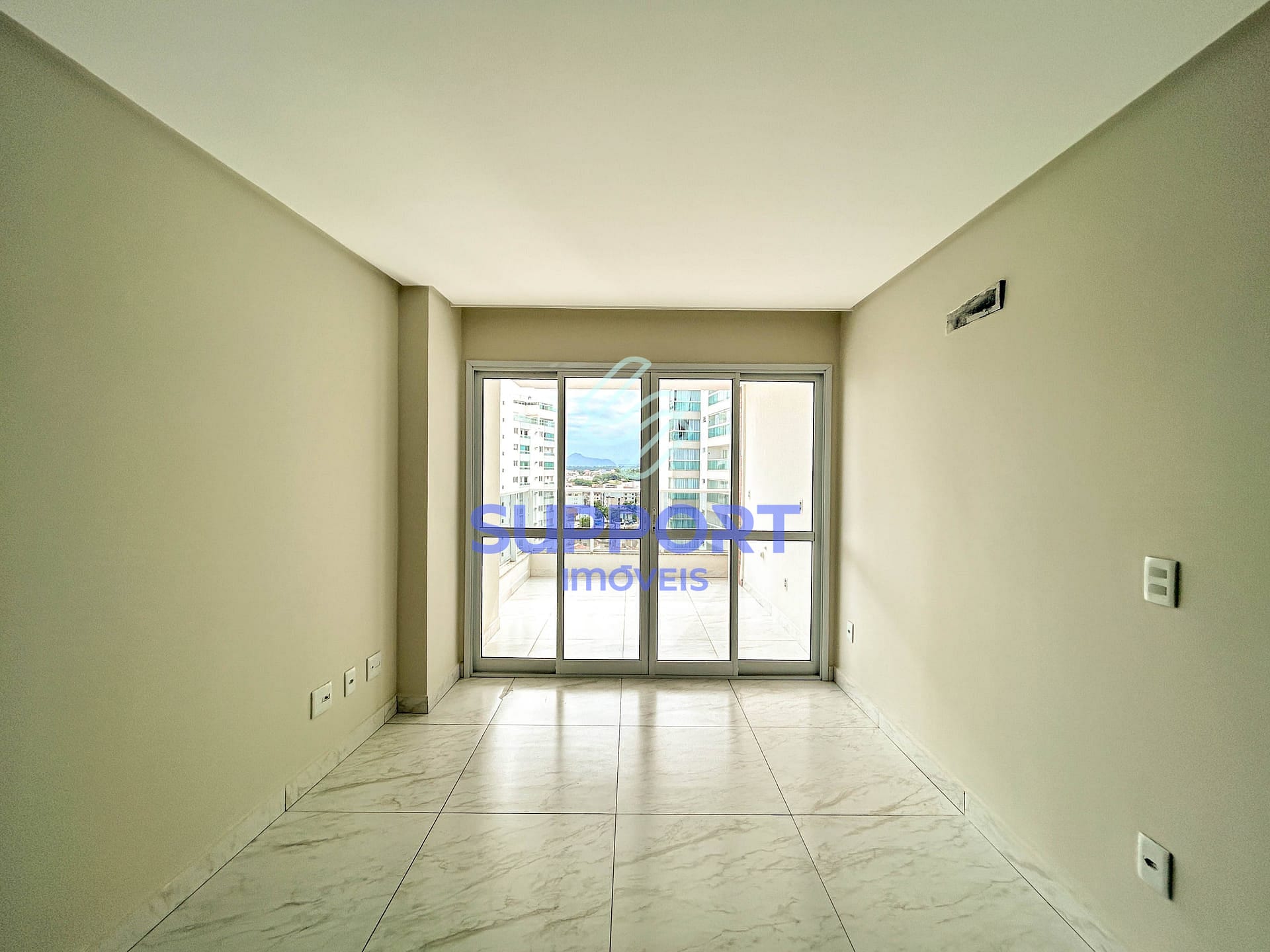 Apartamento à venda com 3 quartos, 94m² - Foto 8