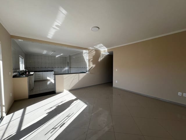 Apartamento com 300m² 3 quartos e 1 banheiro, para alugar, no bairro Francisca Augusta Rios em Pouso Alegre