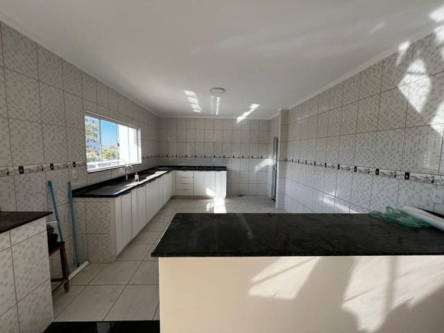 Apartamento com 300m² 3 quartos e 1 banheiro, para alugar, no bairro Francisca Augusta Rios em Pouso Alegre