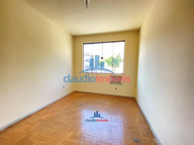 Apartamento 3 quartos e 2 banheiros, para alugar, no bairro Ano Bom em Barra Mansa
