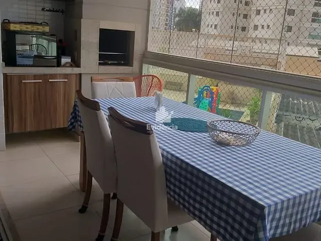 Apartamento com 182m² 3 quartos e 2 banheiros, à venda, no bairro Gleba Fazenda Palhano em Londrina