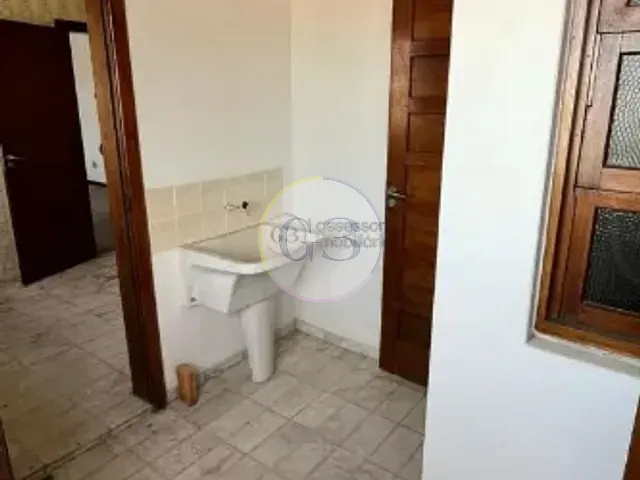 Apartamento 3 quartos e 2 banheiros, para alugar, no bairro Centro em Rio Grande