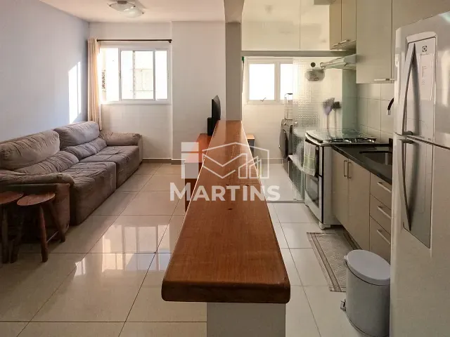 Apartamento 2 quartos e 1 banheiro, à venda, no bairro Jardim Clementino em Taboão da Serra