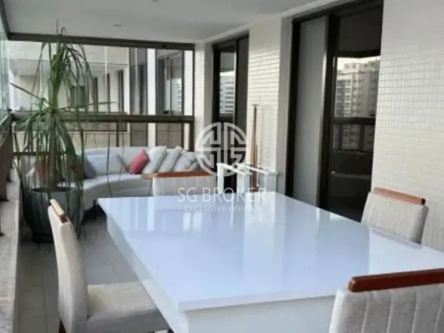 Apartamento com 135m² 3 quartos e 2 banheiros, à venda, no bairro Barra da Tijuca em Rio de Janeiro