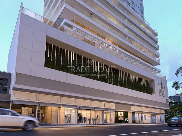 Apartamento com 343m² 4 quartos e 1 banheiro, à venda, no bairro Centro em Balneário Camboriú