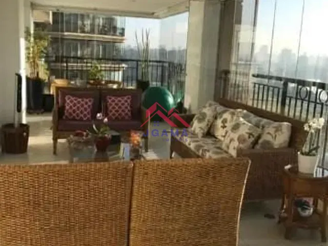 Apartamento 4 quartos e 5 banheiros, à venda, no bairro Jardim Fonte do Morumbi em São Paulo