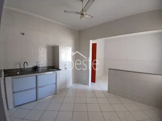 Apartamento com 80m² 2 quartos e 1 banheiro, para alugar, no bairro Centro em Santa Bárbara D'Oeste