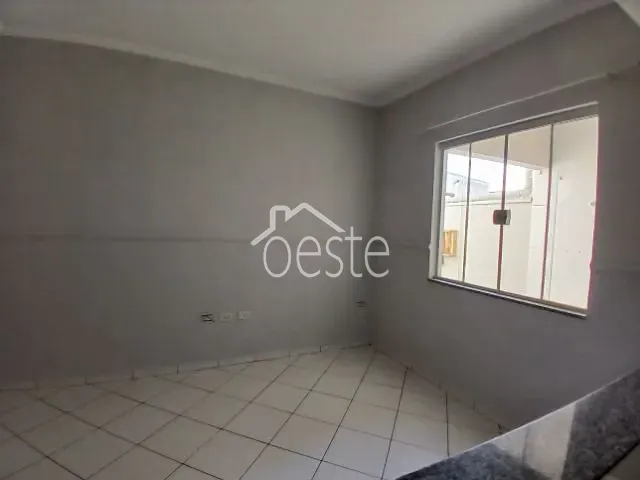 Apartamento com 80m² 2 quartos e 1 banheiro, para alugar, no bairro Centro em Santa Bárbara D'Oeste