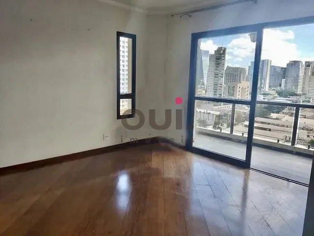 Apartamento 3 quartos e 3 banheiros, à venda, no bairro Vila Nova Conceição em São Paulo