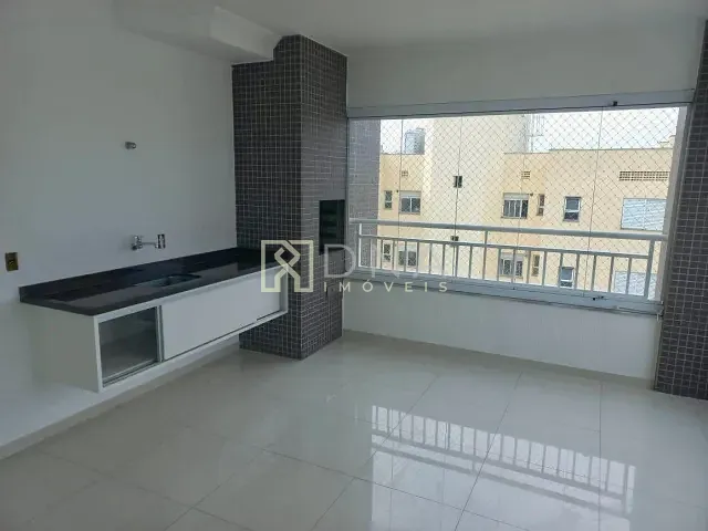 Apartamento 2 quartos e 2 banheiros, para alugar, no bairro Parque Residencial Aquarius em São José dos Campos