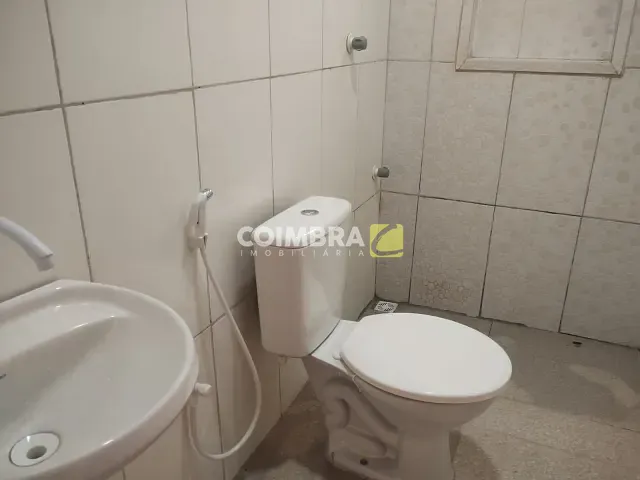 Casa com 47m² 2 quartos e 1 banheiro, para alugar, no bairro Caranazal em Santarém