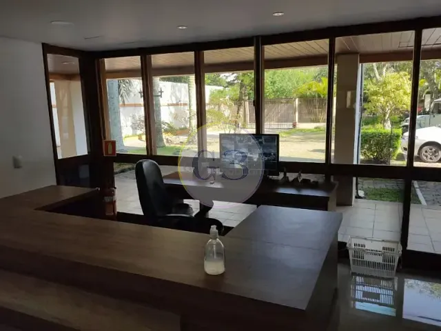 Apartamento 3 quartos e 2 banheiros, para alugar, no bairro Centro em Rio Grande