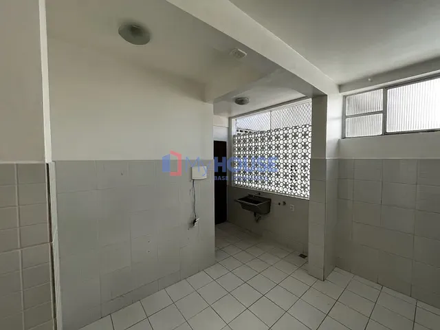 Apartamento 2 quartos e 2 banheiros, à venda ou para alugar, no bairro Centro em Ilhéus
