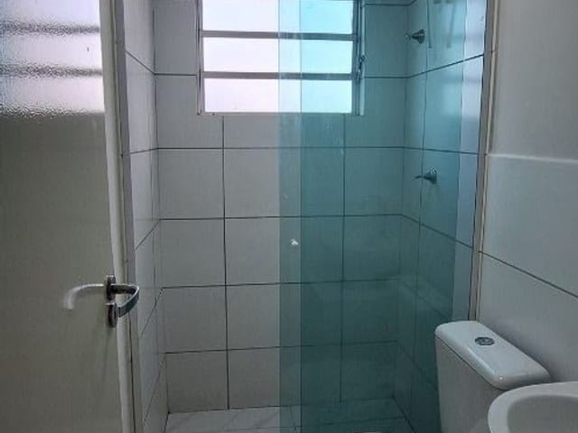 Apartamento 2 quartos e 1 banheiro, à venda, no bairro Jardim Alvorada em Cambé
