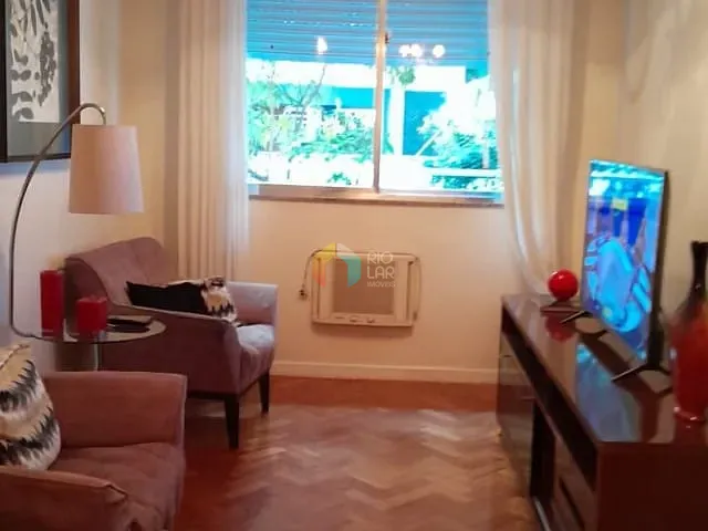 Apartamento com 105m² 3 quartos e 3 banheiros, à venda, no bairro Copacabana em Rio de Janeiro