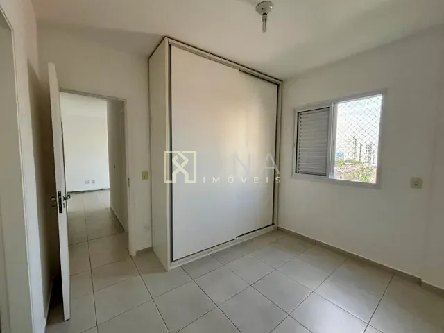 Apartamento 2 quartos e 2 banheiros, para alugar, no bairro Parque Residencial Aquarius em São José dos Campos