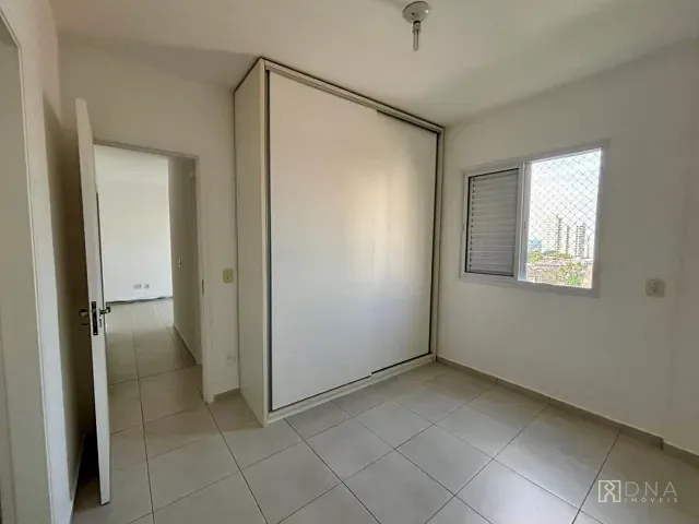 Apartamento 2 quartos e 2 banheiros, para alugar, no bairro Parque Residencial Aquarius em São José dos Campos