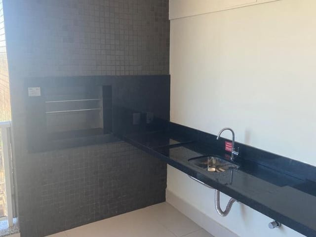 Apartamento 3 quartos e 4 banheiros, para alugar, no bairro Centro em Cambé