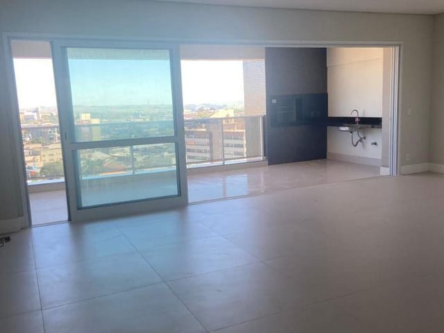 Apartamento 3 quartos e 4 banheiros, para alugar, no bairro Centro em Cambé