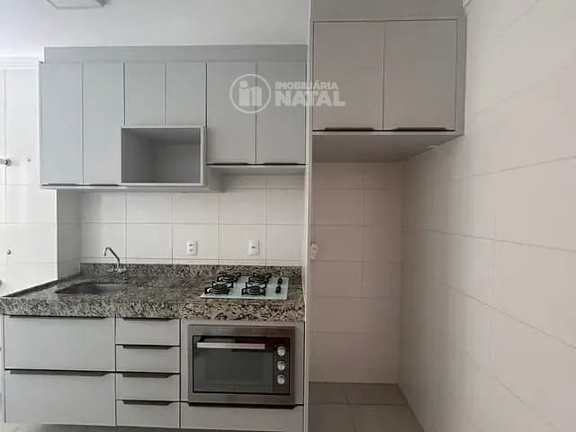 Apartamento 2 quartos e 1 banheiro, para alugar, no bairro Gleba Fazenda Palhano em Londrina
