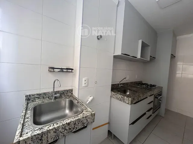 Apartamento 2 quartos e 1 banheiro, para alugar, no bairro Gleba Fazenda Palhano em Londrina