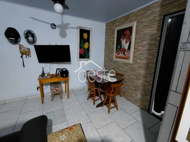 Apartamento com 44m² 2 quartos e 1 banheiro, à venda, no bairro Conjunto Habitacional Roberto Romano em Santa Bárbara D'Oeste