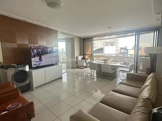 Apartamento 3 quartos e 4 banheiros, à venda, no bairro Jóquei em Teresina