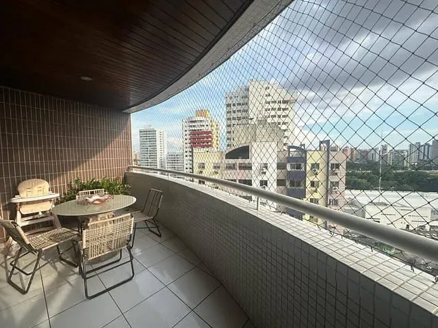 Apartamento 3 quartos e 4 banheiros, à venda, no bairro Jóquei em Teresina
