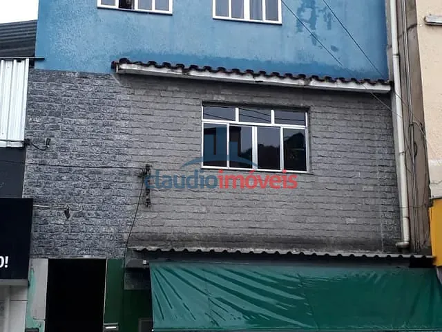 Apartamento 3 quartos e 1 banheiro, à venda, no bairro Ano Bom em Barra Mansa