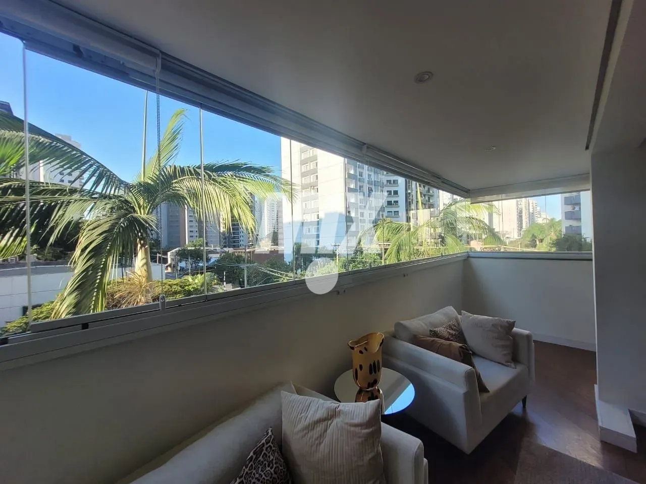 Apartamento, 3 quartos, 150 m² - Foto 1