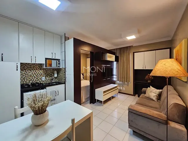 Apartamento 1 quarto e 1 banheiro, para alugar, no bairro Asa Norte em Brasília