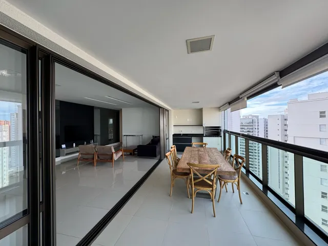 Apartamento com 264m² 3 quartos e 5 banheiros, à venda, no bairro Gleba Palhano em Londrina