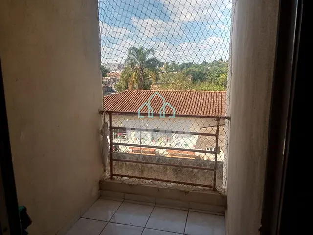 Apartamento 2 quartos e 1 banheiro, à venda, no bairro Vila Areao em Taubaté