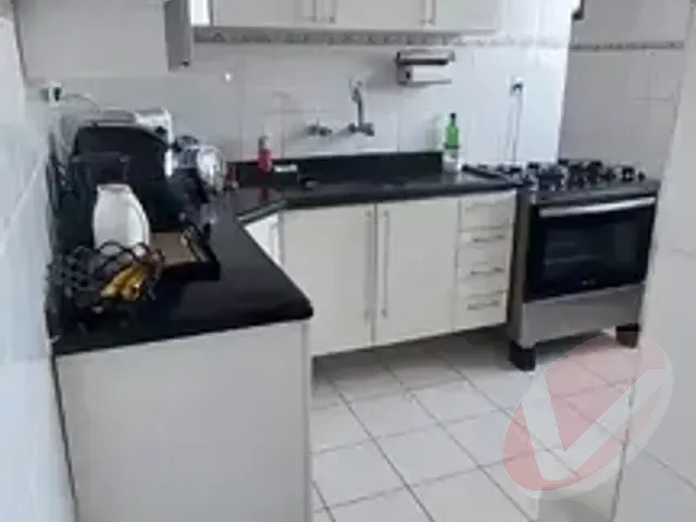Apartamento 2 quartos e 1 banheiro, à venda, no bairro Maracanã em Praia Grande