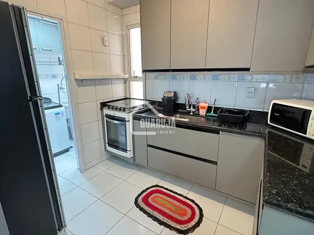 Apartamento 3 quartos e 2 banheiros, à venda ou para alugar, no bairro Pitangueiras em Guarujá