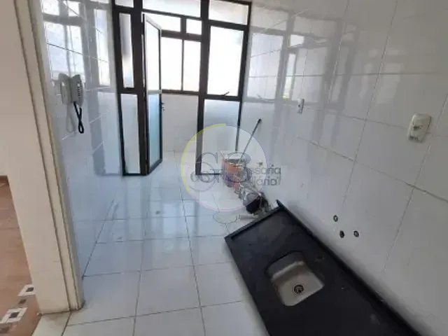 Apartamento 3 quartos e 3 banheiros, à venda ou para alugar, no bairro Centro em Rio Grande