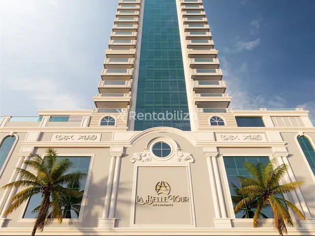 Apartamento com 362m² 4 quartos e 5 banheiros, à venda, no bairro Centro em Balneário Camboriú