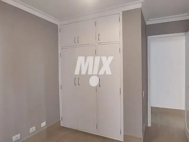 Apartamento 1 quarto e 1 banheiro, para alugar, no bairro Moema em São Paulo